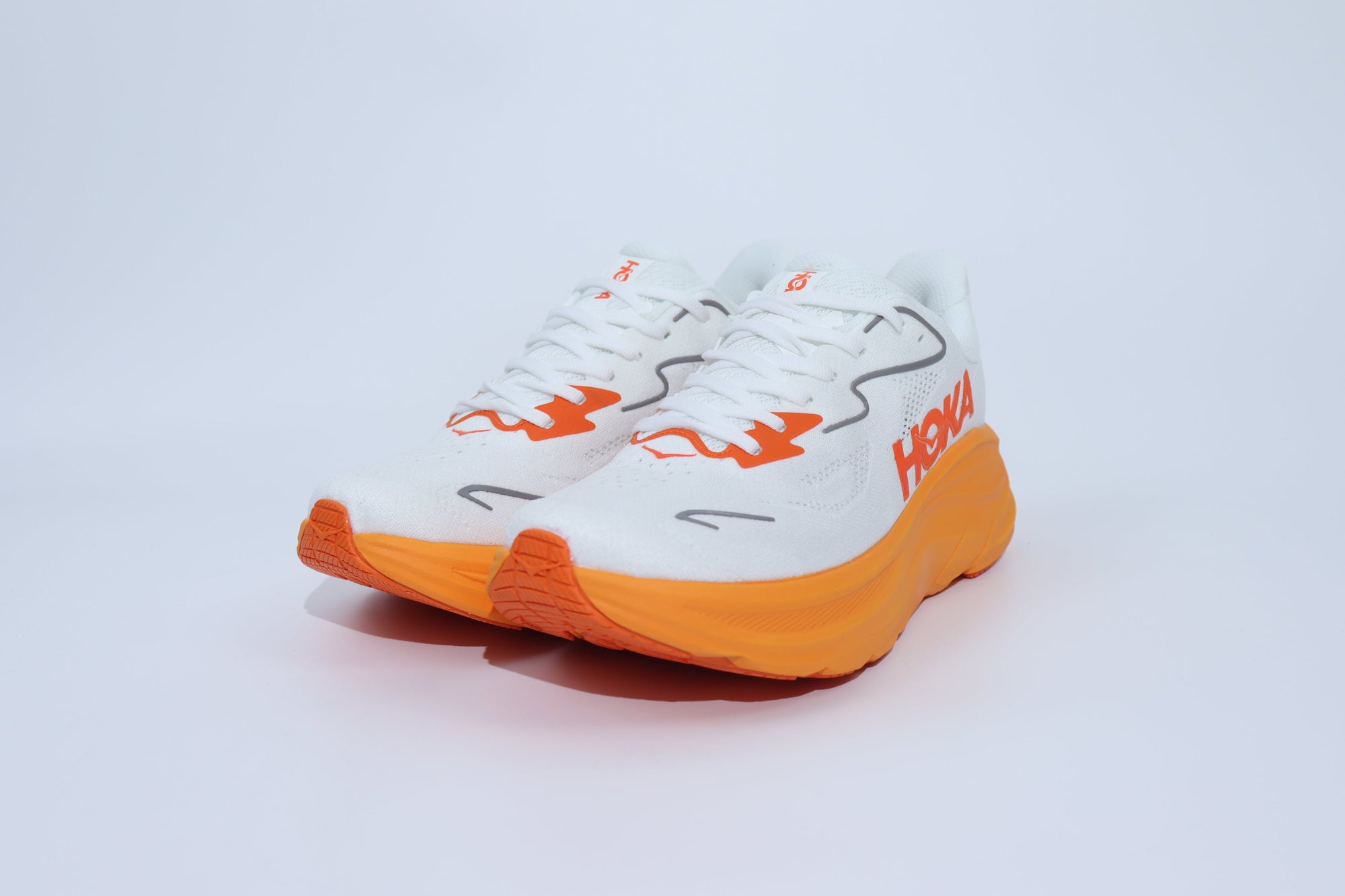 Clifton 10 - HK Unisex Sneakers - Orange