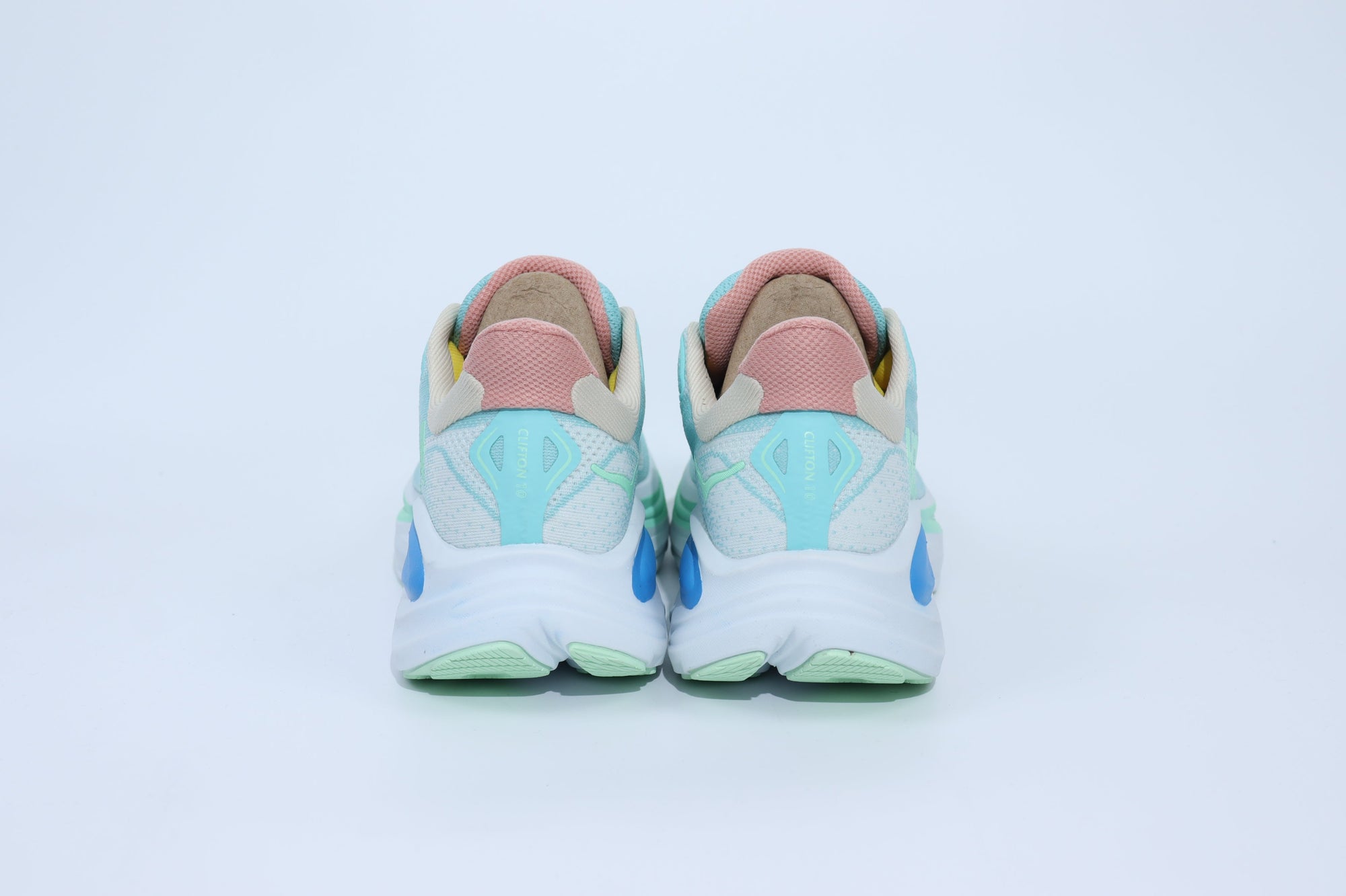 Clifton 10 - HK Unisex Sneakers - Light Blue