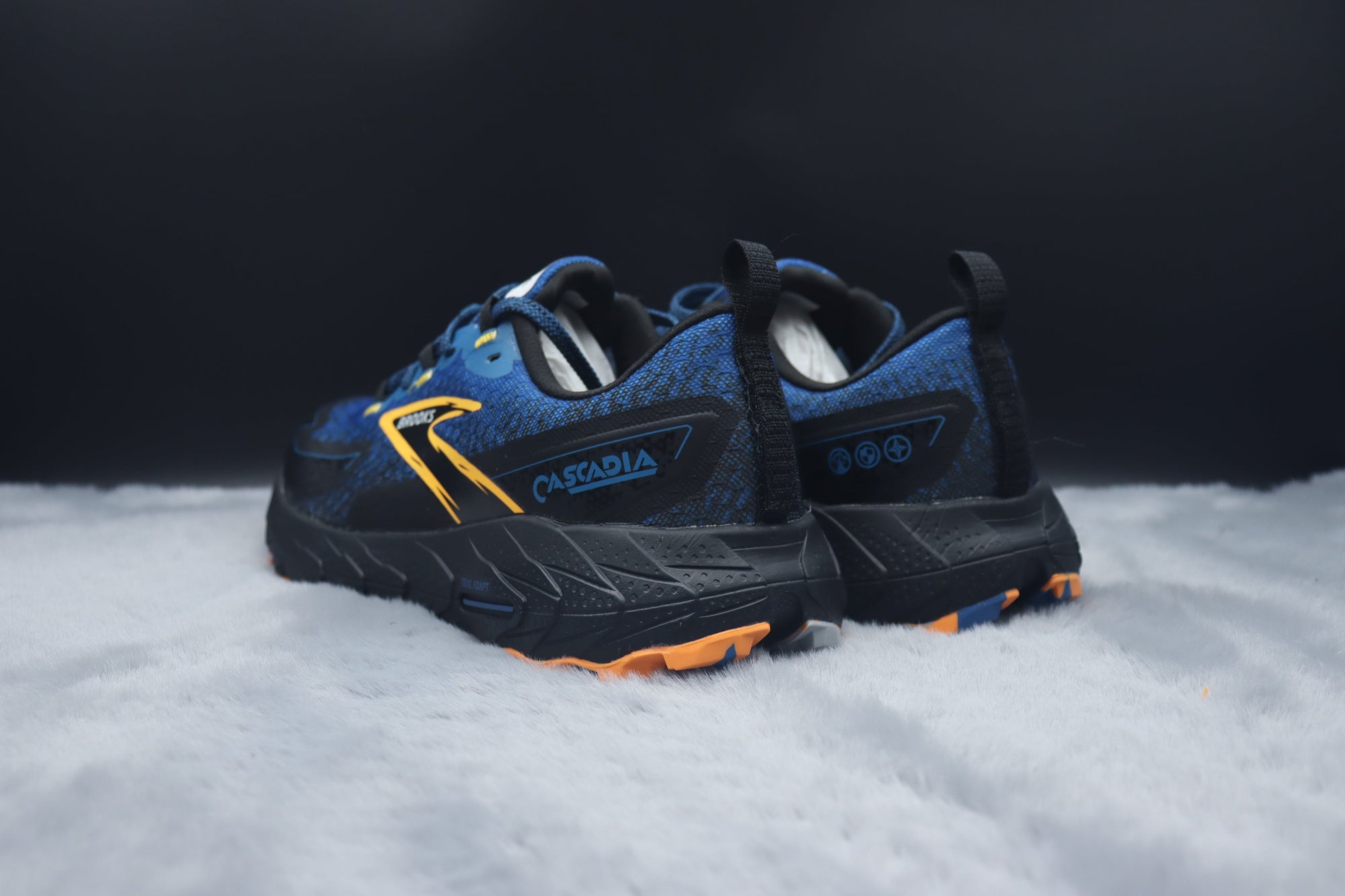 BRKS Cascadia 18 – Midnight Blue