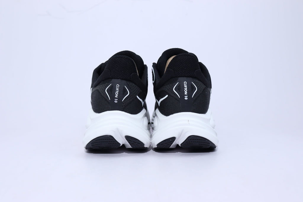 Clifton 10 - HK Unisex Sneakers - Black
