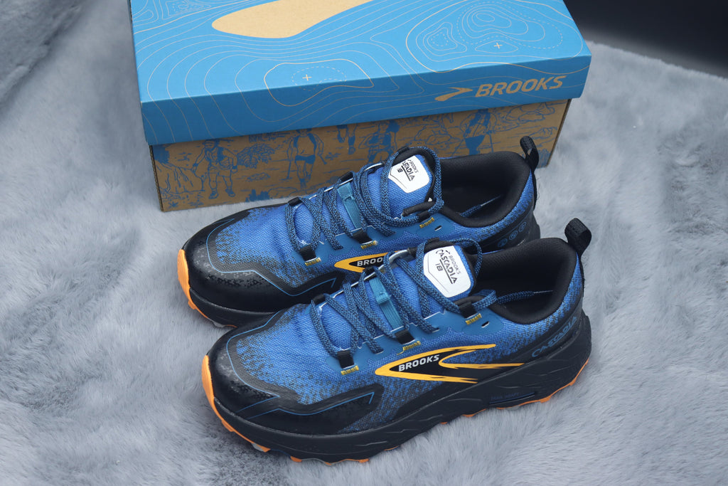 BRKS Cascadia 18 – Midnight Blue