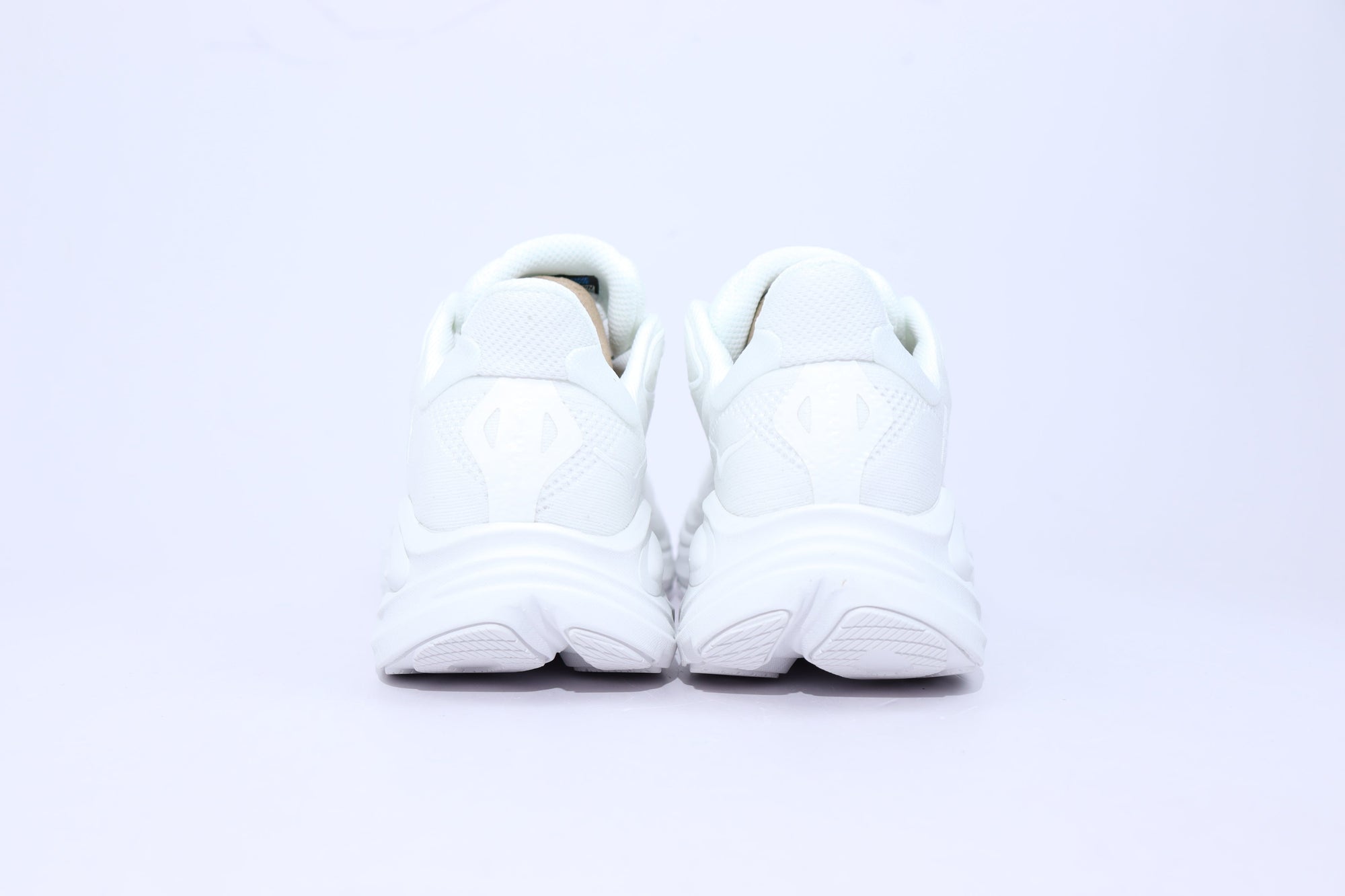 Clifton 10 - HK Unisex Sneakers - White
