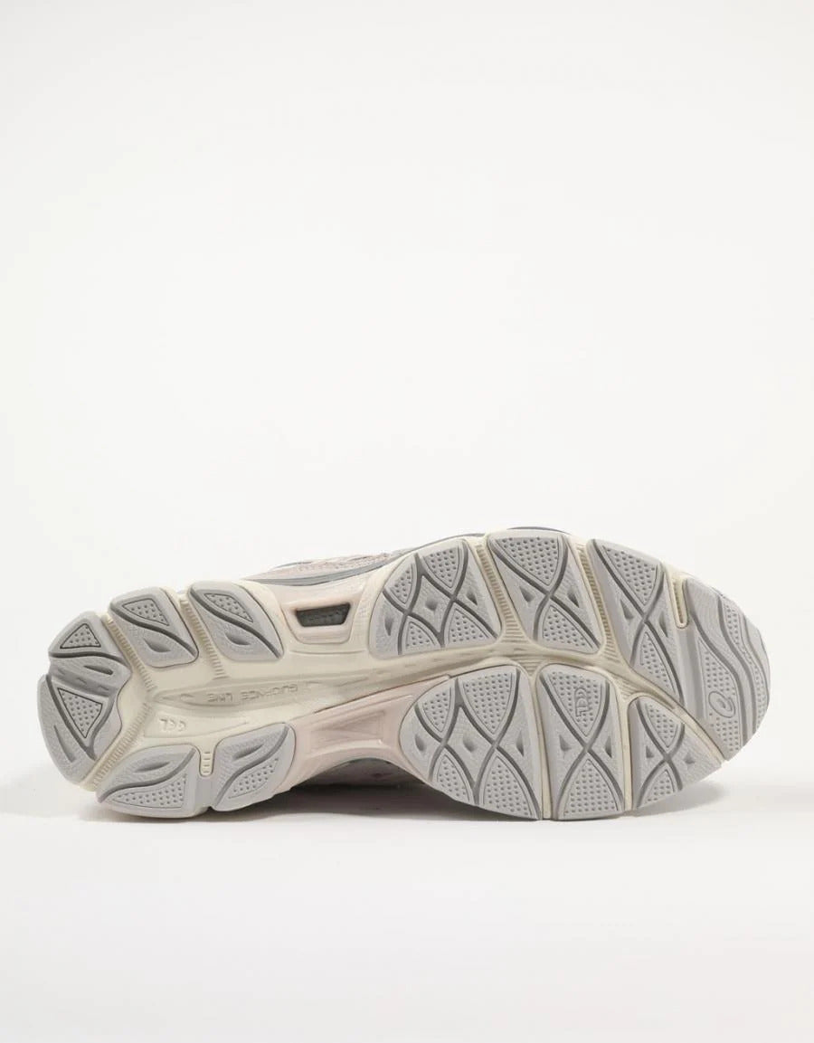 ASC® GEL-1130™ White Silver – Retro Performance