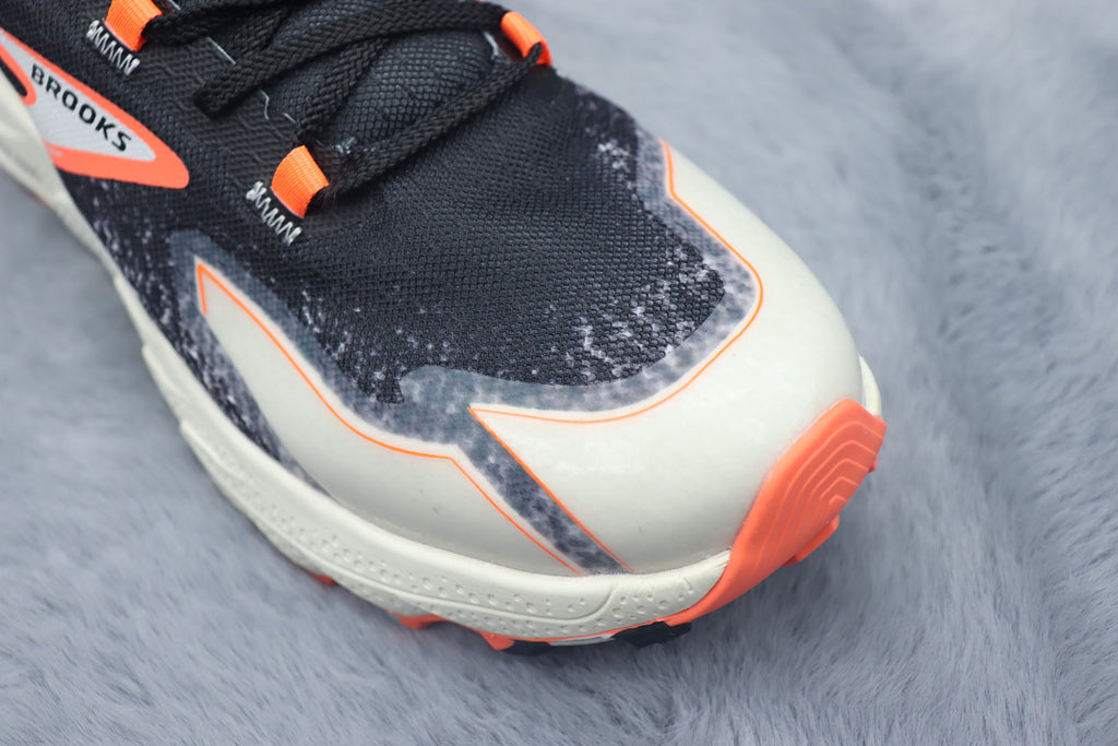 BRKS Cascadia 18 – Neon Ember