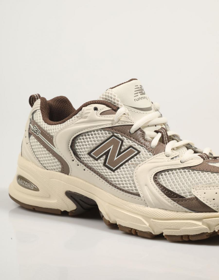 NB 530 Retro Runner – Vintage Comfort Sneaker